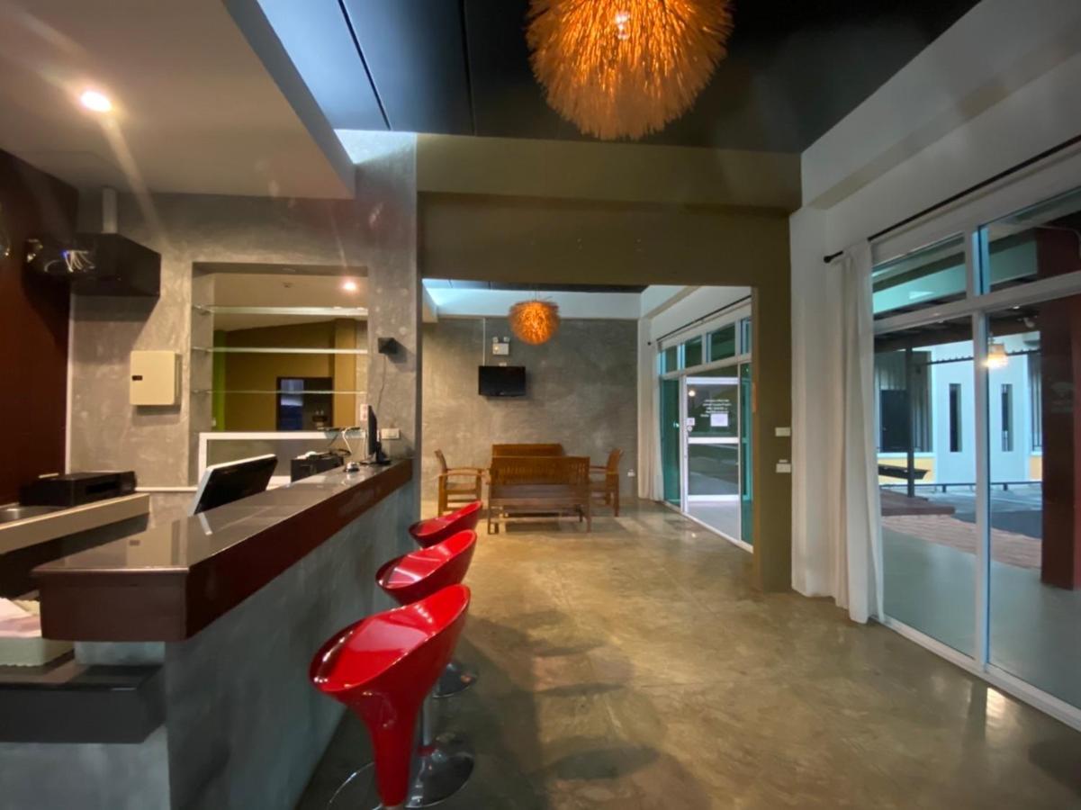 Preme Apartment @Maejo Ban pa Lan  Bagian luar foto