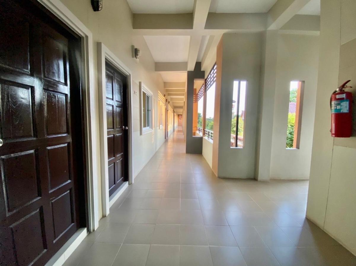 Preme Apartment @Maejo Ban pa Lan  Bagian luar foto