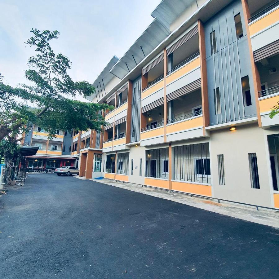 Preme Apartment @Maejo Ban pa Lan  Bagian luar foto