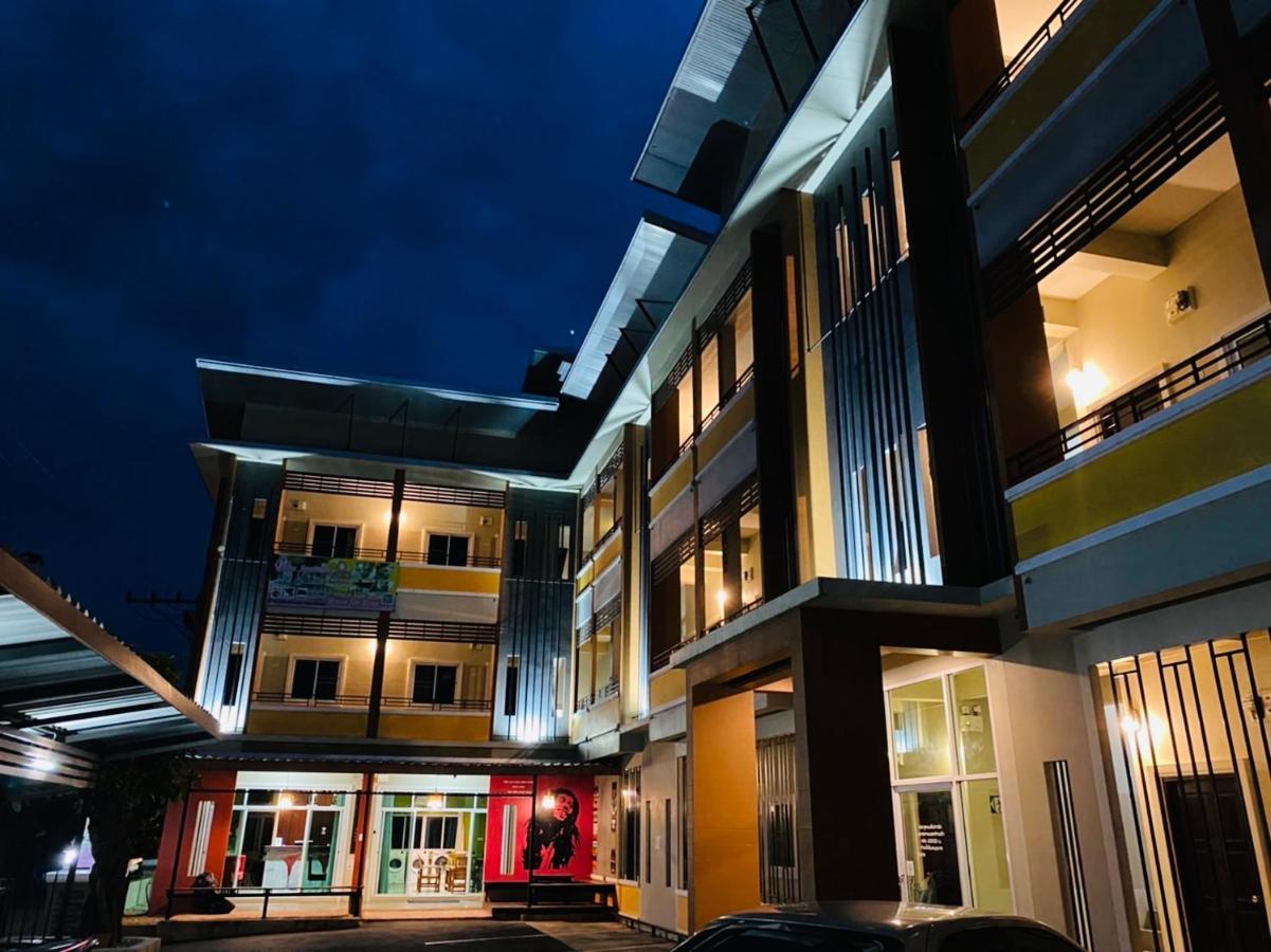 Preme Apartment @Maejo Ban pa Lan  Bagian luar foto