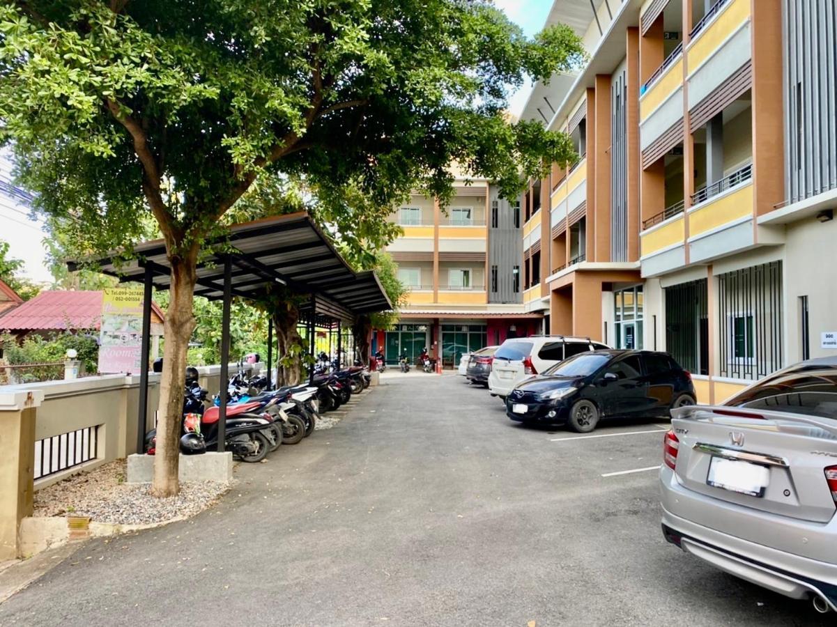 Preme Apartment @Maejo Ban pa Lan  Bagian luar foto